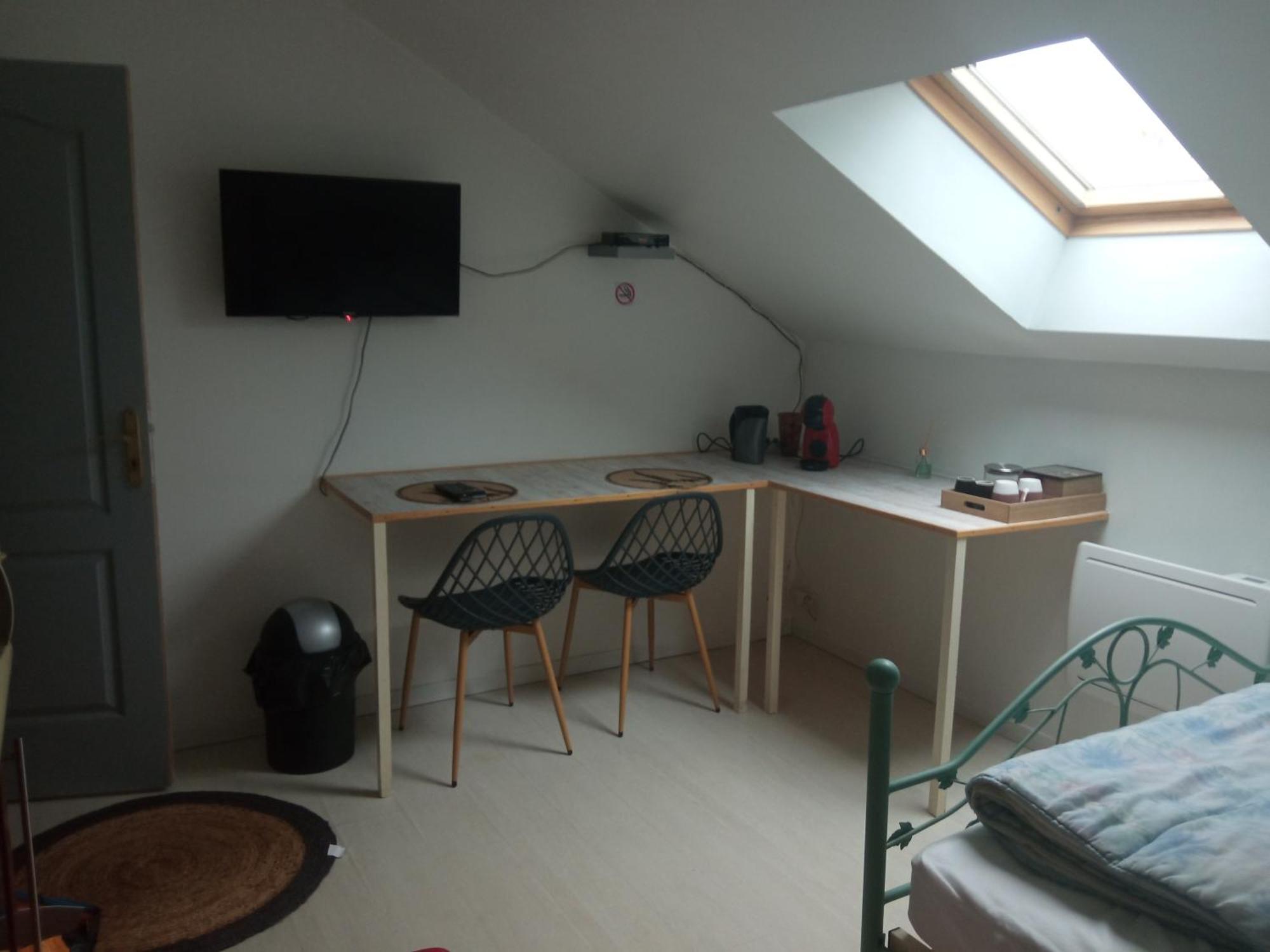 L'Esteve Coulogne Exteriör bild
